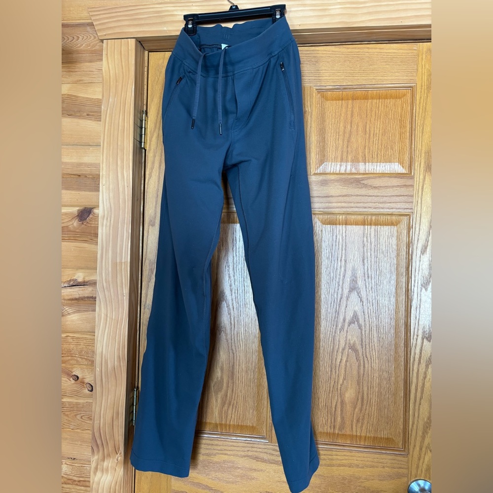 💋Lululemon Men’s Navy Blue Sweatpants